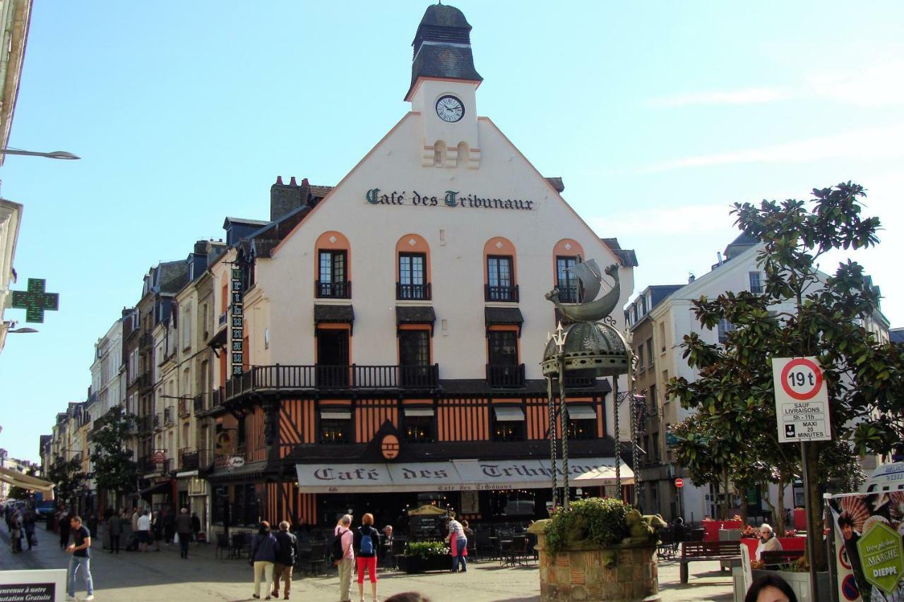 Appartement Cosy*** Centre Historique Dieppe - Rue Pietonne A 200M De La Plage Екстериор снимка